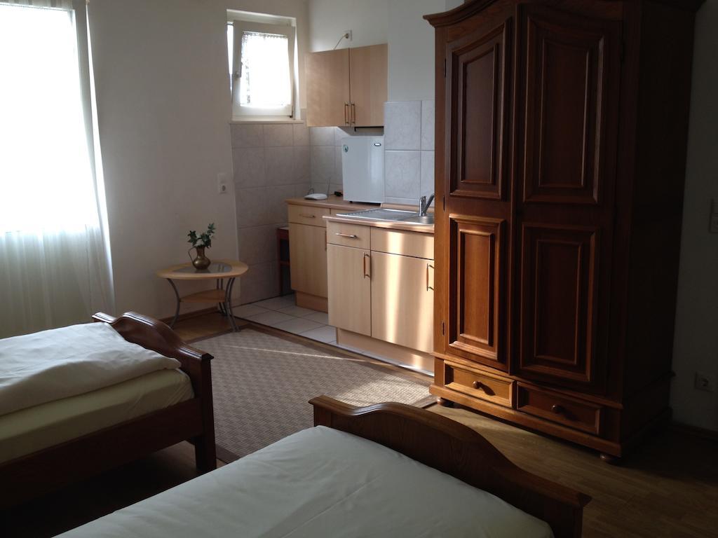 City Hotel Garni Hannover Exterior photo
